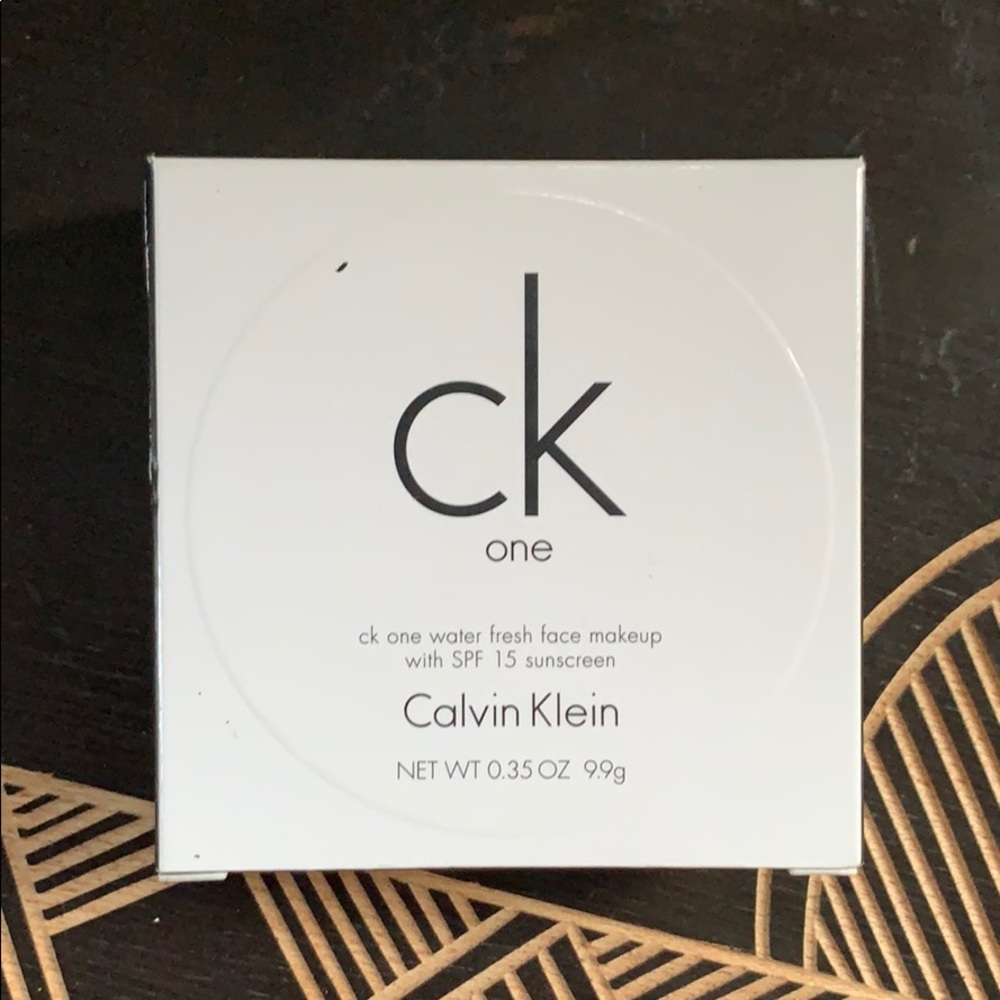 CK one water fresh face makeup Shade 400 Bisque